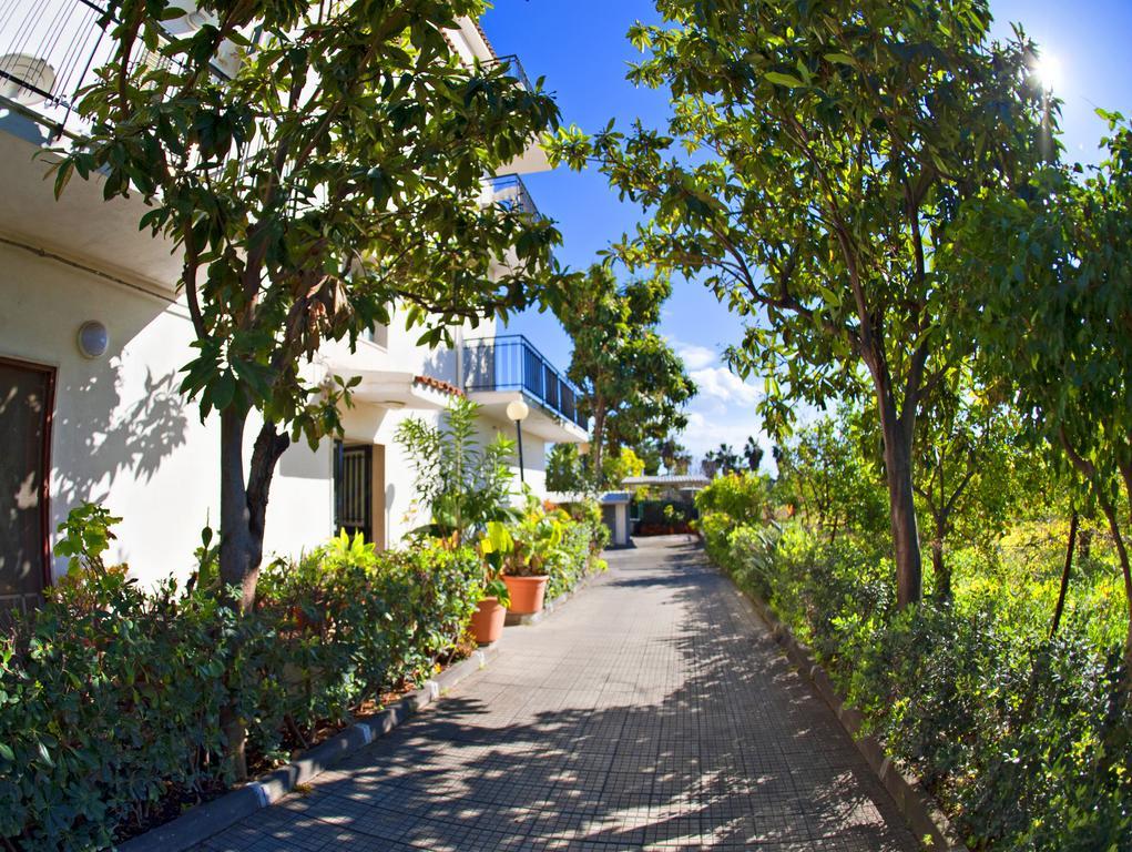 Villa Santantonio Giardini-Naxos Exterior foto